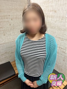 新人ななか奥様♪出勤しました♪