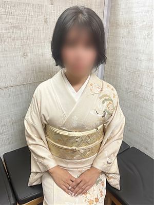 新人!沢口ゆりこ奥様★次回11:40~ご案内♪