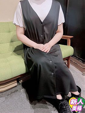 長身清楚系若妻☆新人　花橋　まり奥様　出勤です！